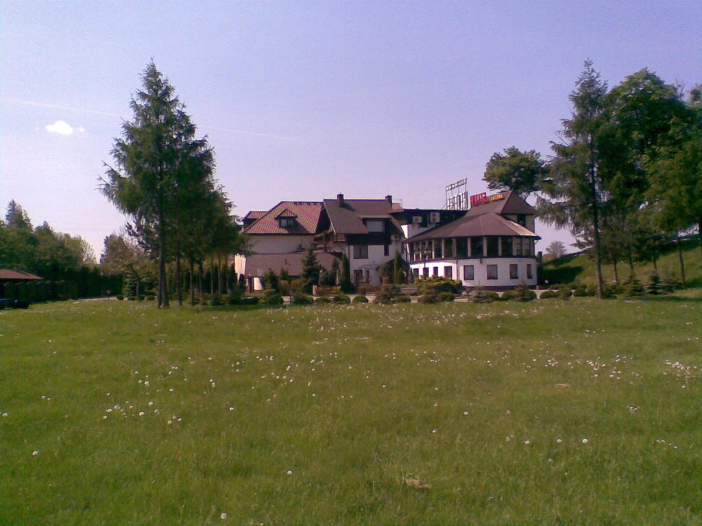 Hotel Restauracja Tawerna Gliwice Exteriör bild